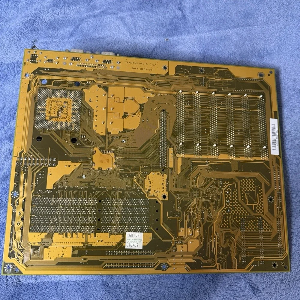 ABIT KG7-RAID, vintage motherboard‎